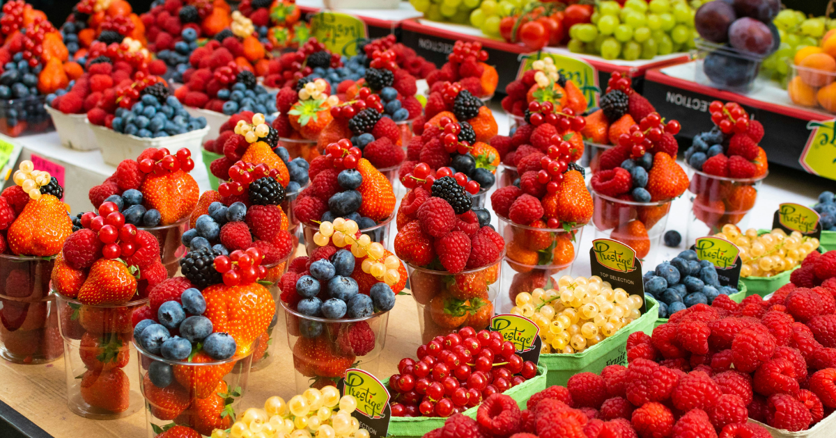 Prepared healthy food in convenience stores including prepackaged fruit cups